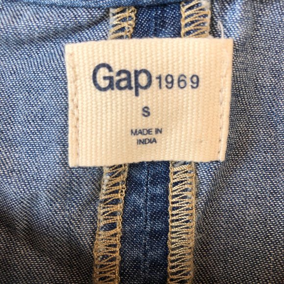Gap Denim Bell-Sleeve Denim Top - Picture 5 of 6